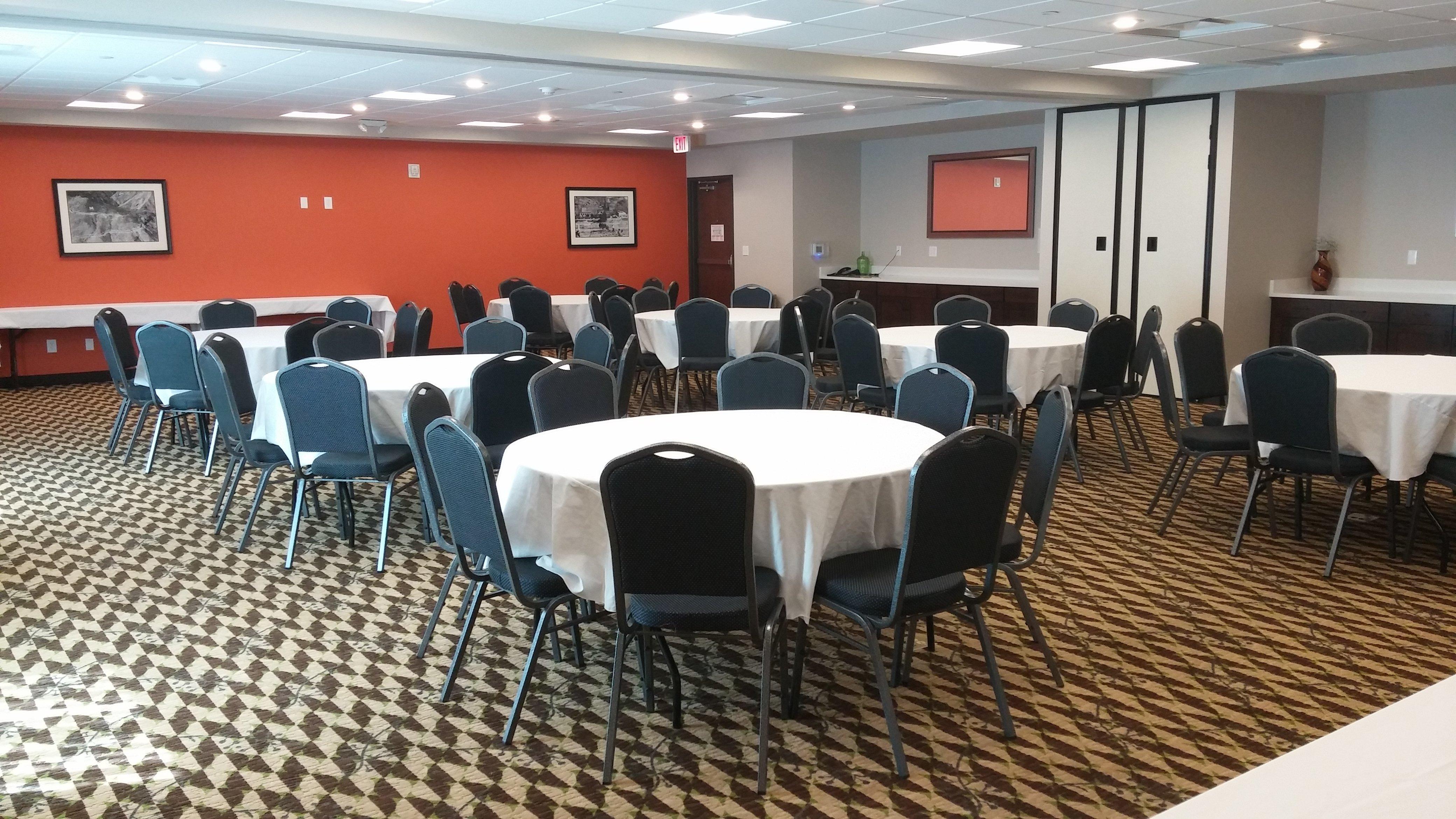 Holiday Inn Express & Suites Golden By Ihg Extérieur photo